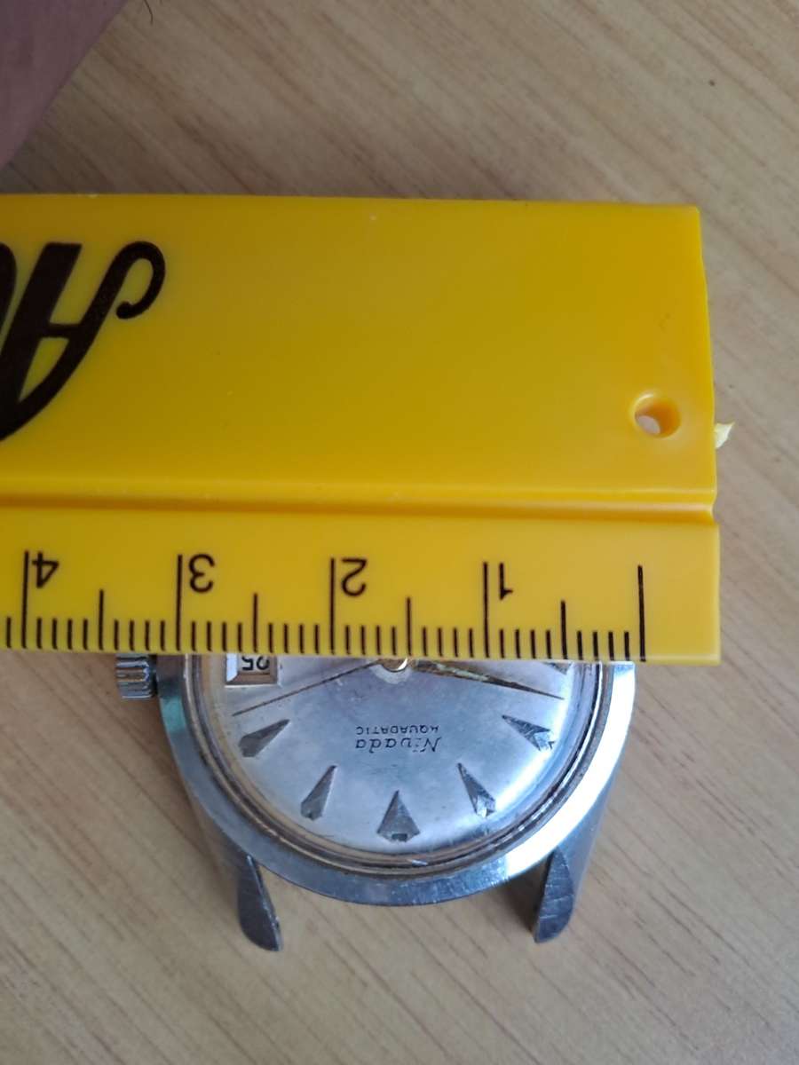 Vintage nivada automatic