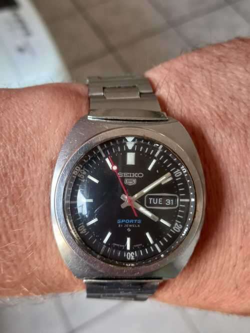 vintage men's seiko 5 sport automatic