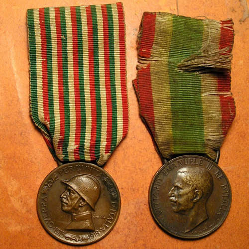 Italy: Pair of WWI Medals: 1915-1918 War Medal & 1848-1918 Unity Medal for Widows