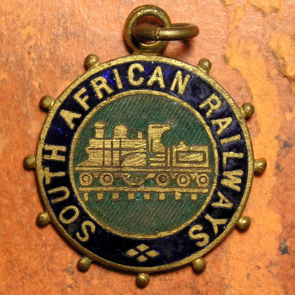South African Railways / Locomotive Enginemen & Firemen Society c 1925 Badge