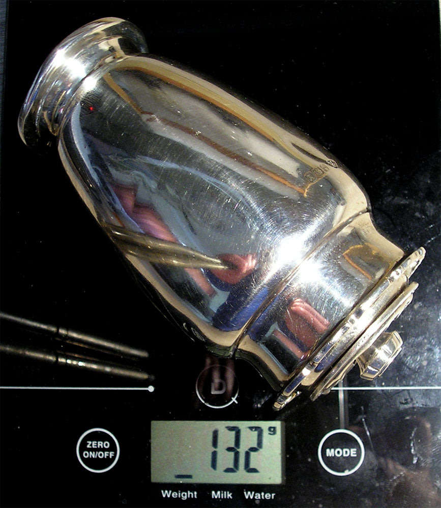 Sterling Silver Sugar Shaker: Birmingham Hallmarks for 1948-49: 132 gm