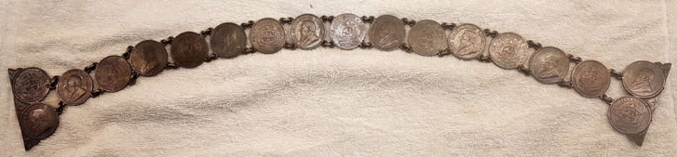 Boer War: A Magnificent Money Belt made from Eighteen (x18) Silver ZAR Halfcrowns - Length 57cm