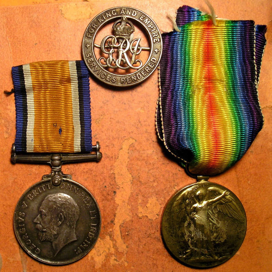 WWI War & Victory Medals to Private PW  Purves 4th SAI Wounded in Action