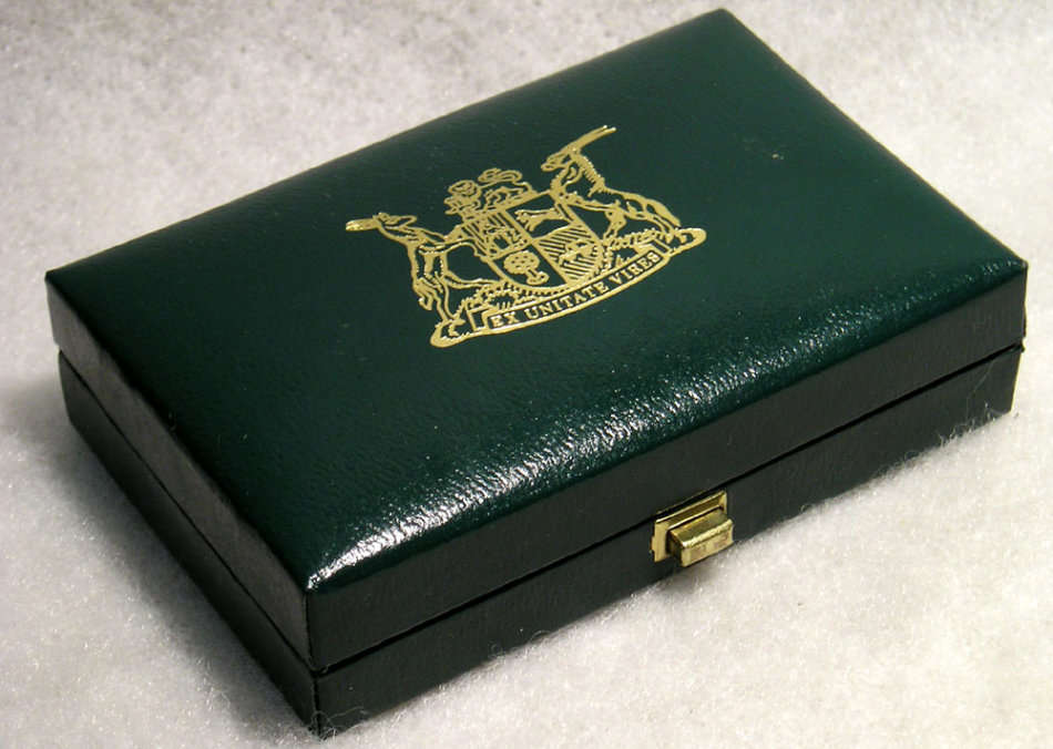 1982 Twin Set with Proof Gold 1 Rand and 2 Rand Gold Coins