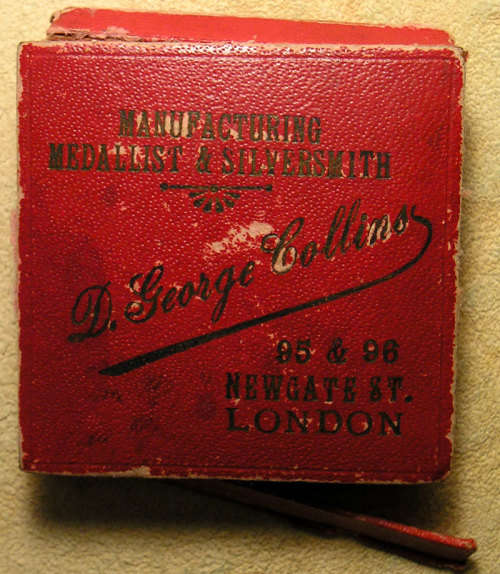 Boer War: 1900 Victory Liberty & Peace / Queen Victoria & 3 Generals Cased Medal