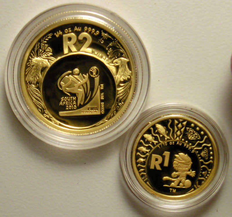 South Africa FIFA World Cup 2010 Mascot Proof Gold Set 1/4 & 1/10 Troy Ounces