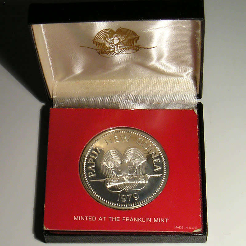 Papua New Guinea: 1979 Proof Silver 10 Kina * 1.23 Troy Oz *