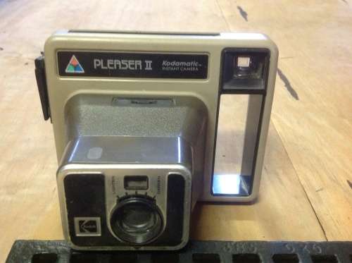 Kodak instant camera (Pleaser II)