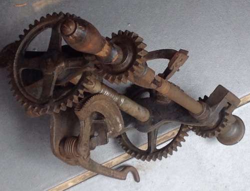 Antique Peach/Apple peeler