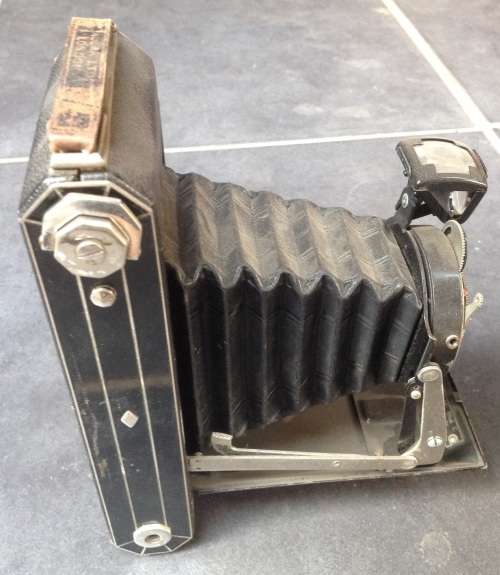 Vintage Kodak Art Deco camera (MEC17)