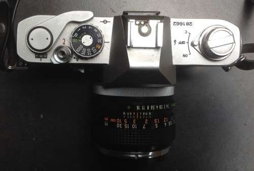 Vintage SLR camera - Canon FTb - 1971 (MEC14)