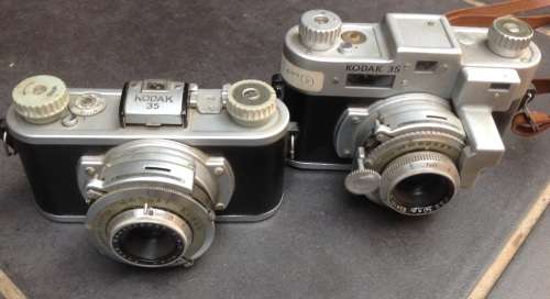 Pair of Vintage Kodak 35mm cameras (MEC32)