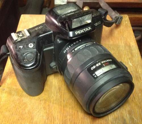 Pentax PZ 10 (35mm) - Electronic camera (MEC49)