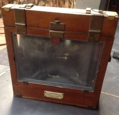 Antique wooden camera - Bellows in bad condition (MEC84)