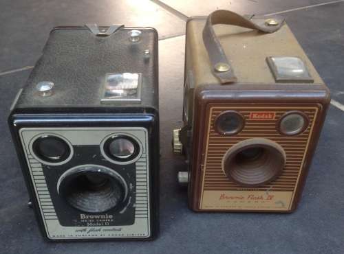 Vintage Kodak Box Cameras (x2) (MEC89)