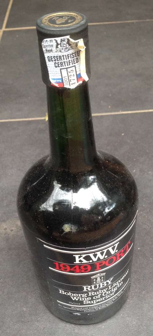 Vintage 1949 KWV Ruby Port (In original box)
