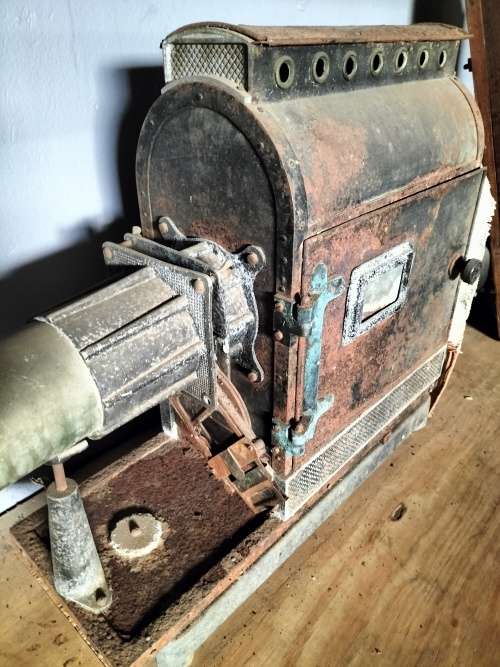 Large magic lantern (for restoration)