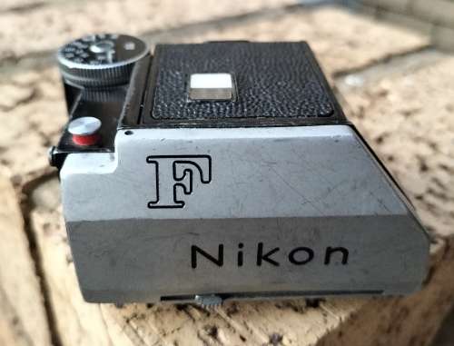 Nikon F Photomic T - well travelled