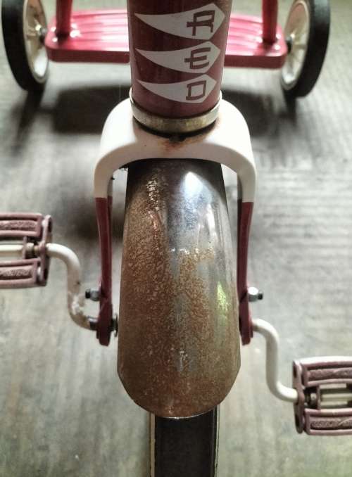 Contemporary Radio Flyer Retro Red Tricycle