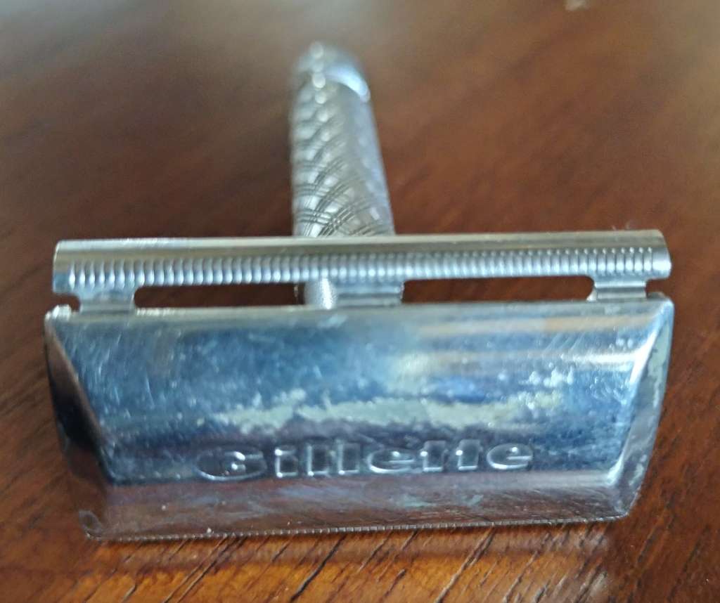 Vintage Gillette razor in original packaging