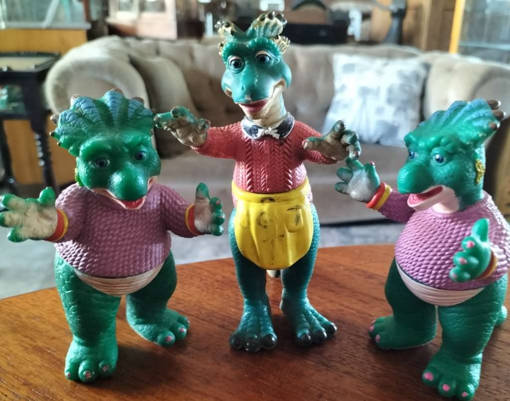 Vintage plastic dinosaur family (x3)