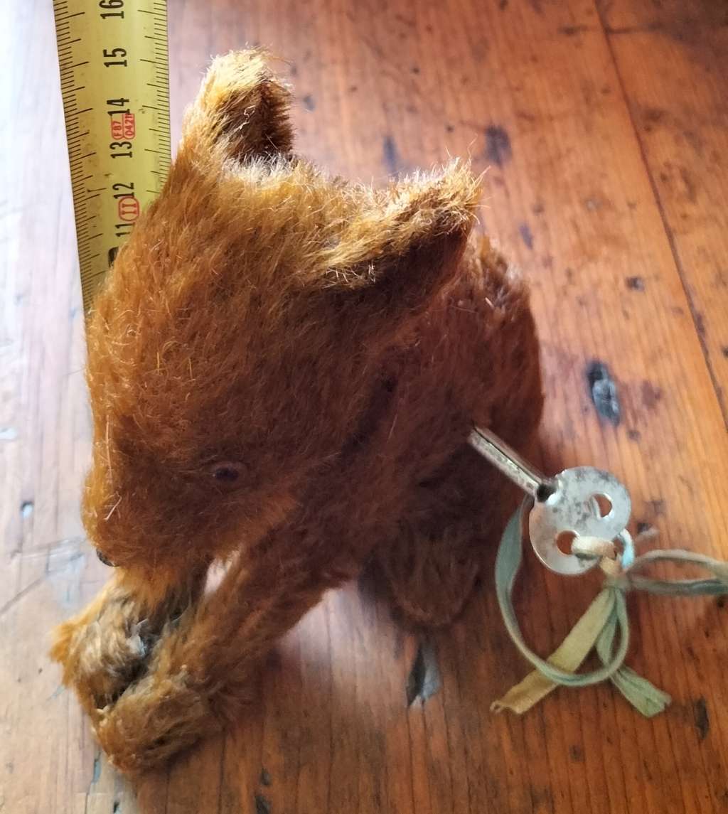 Antique wind-up toy dogs (x3)