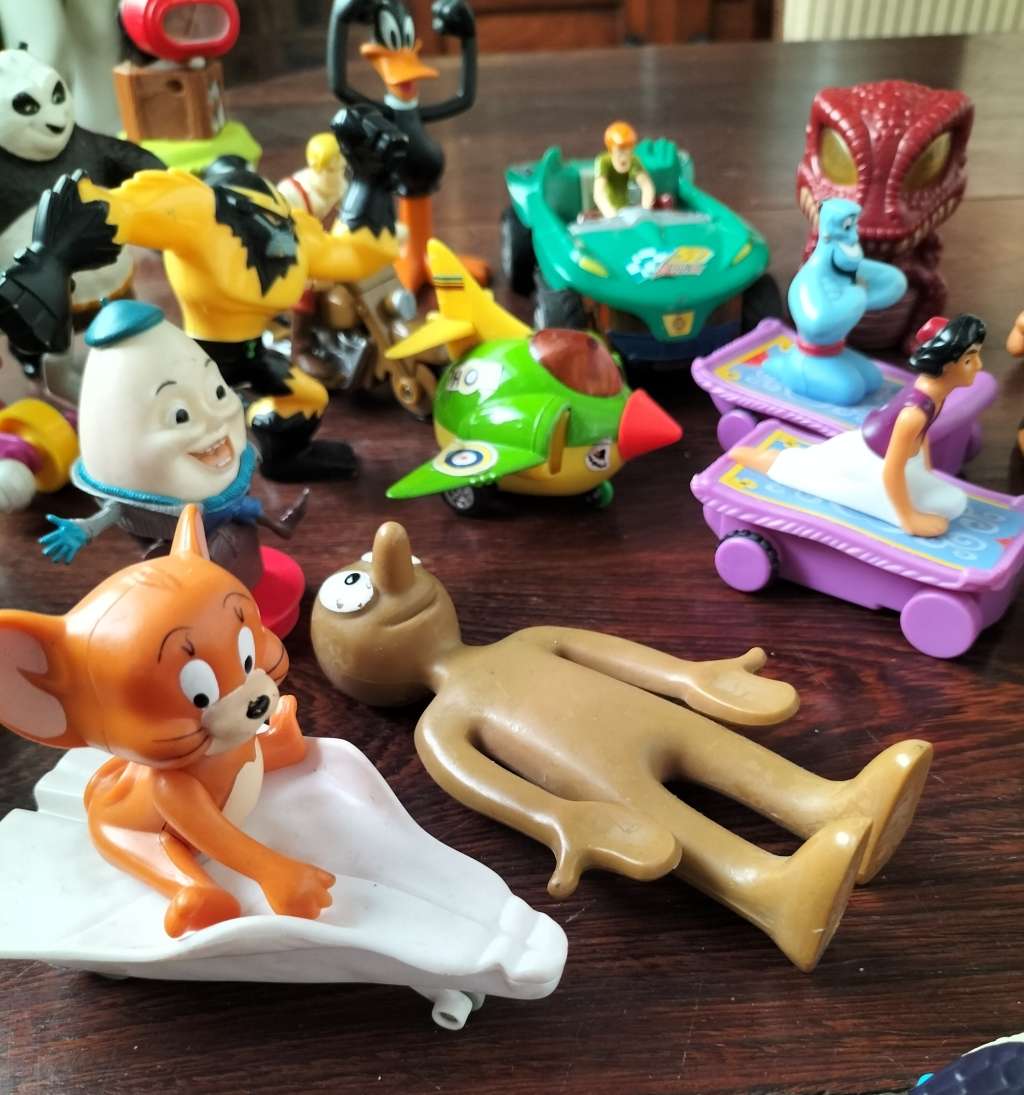 Lucky packet - collectable toys (x20)