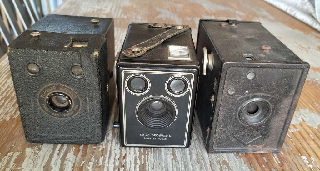 Collection of 5 vintage cameras