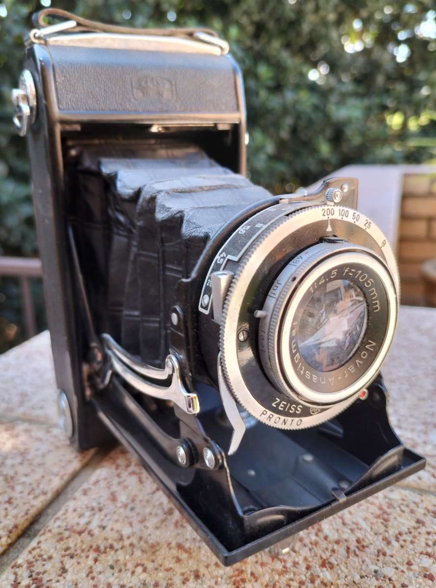 Vintage Zeiss Ikon Nettar 515/2 Bellows Camera