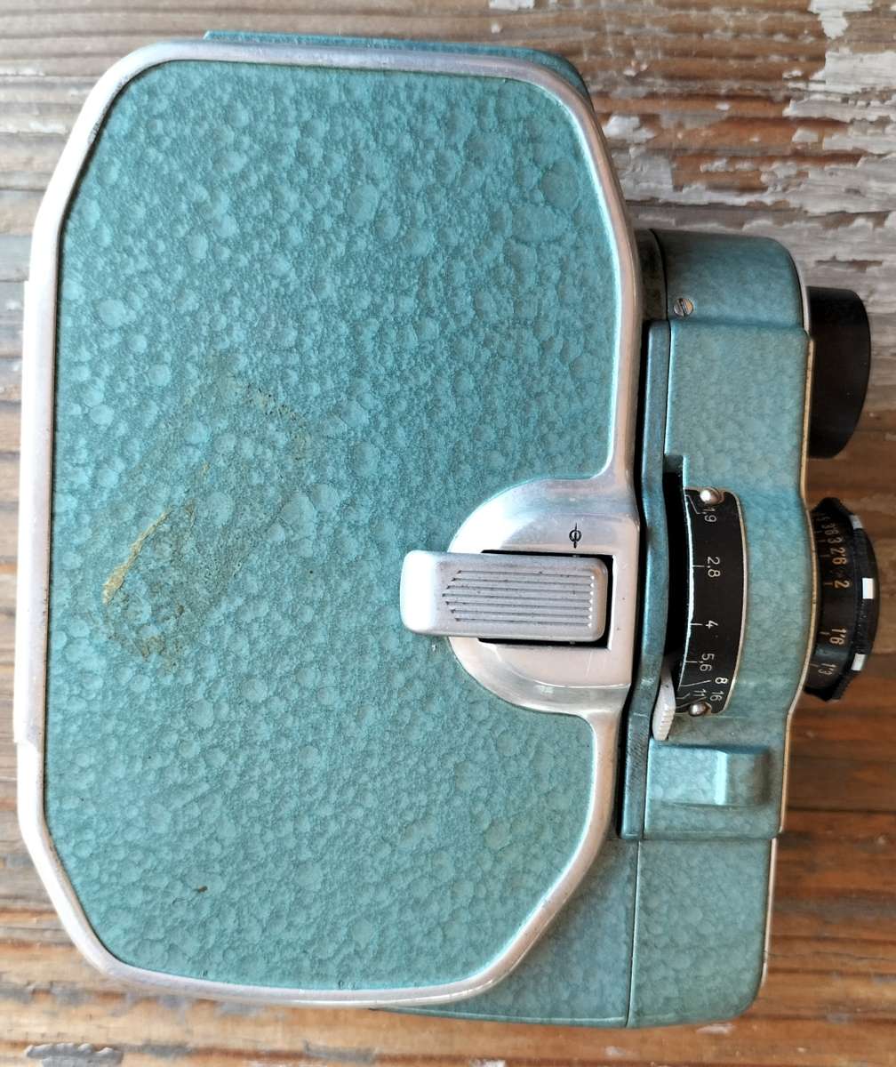 Vintage Bauer 8mm movie camera - Green
