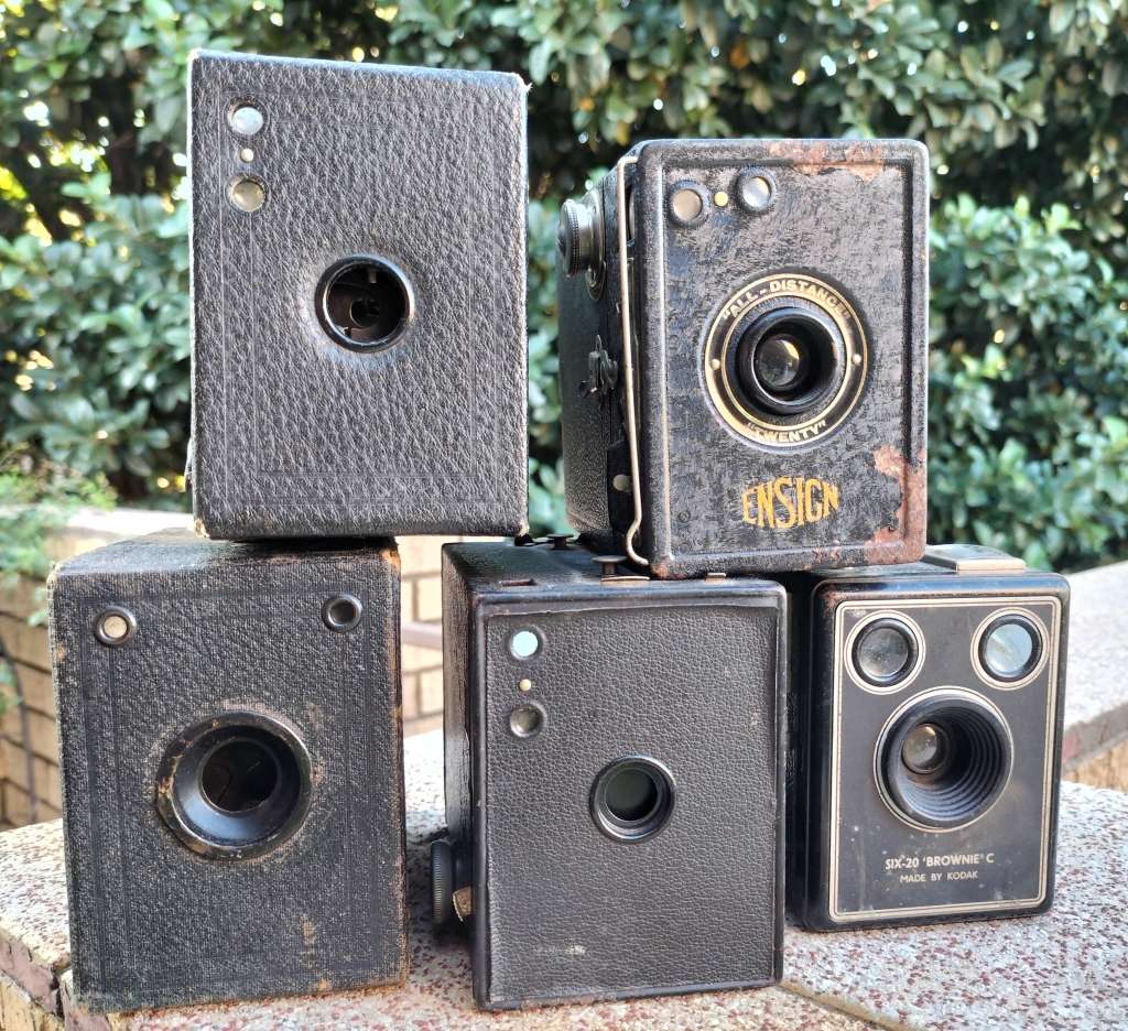 Variety of Vintage Box cameras (x 5)