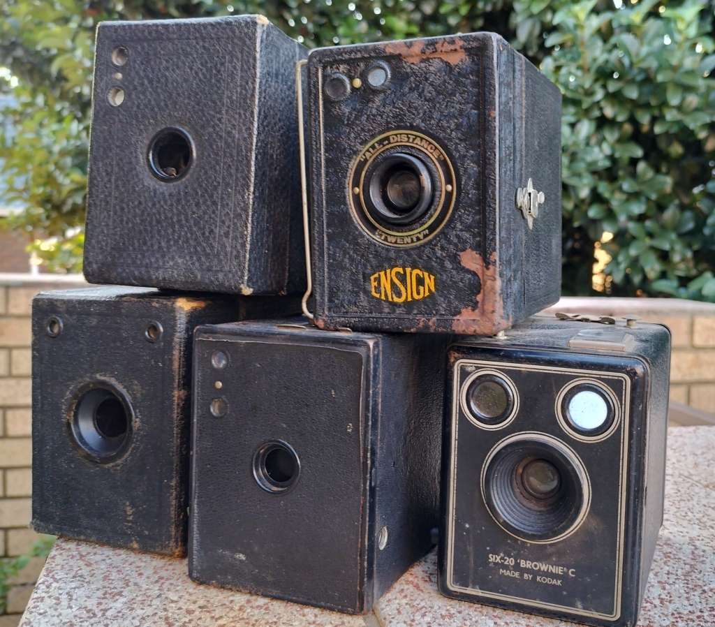 Variety of Vintage Box cameras (x 5)