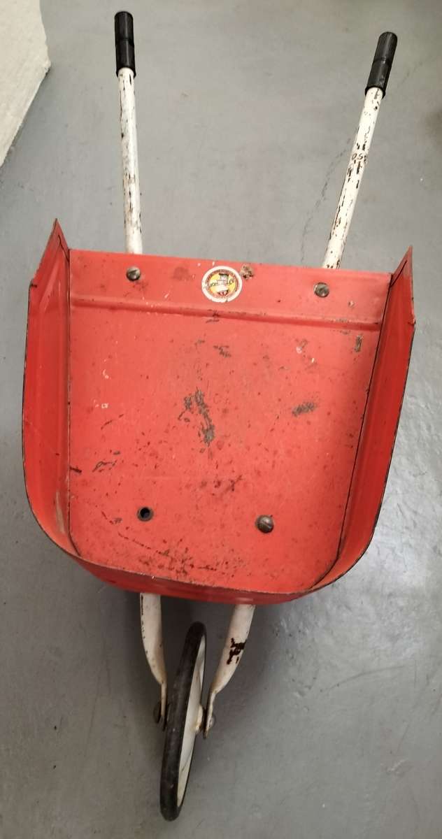 Vintage children`s wheelbarrow - Afrikander
