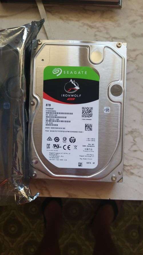 Seagate Ironwolf 8TB Hard drive ST8000VN004