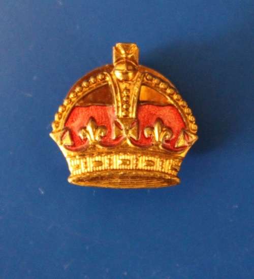Button Hole Badge with Kings Crown Enamel