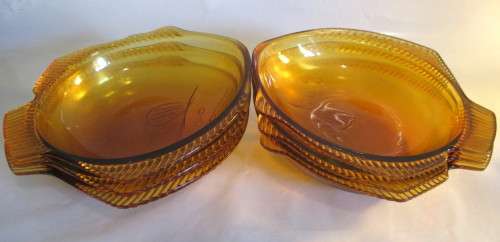 Set of 6 Vintage Amber Glass Fish shaped Asian food Dishes. Made in Indonesia