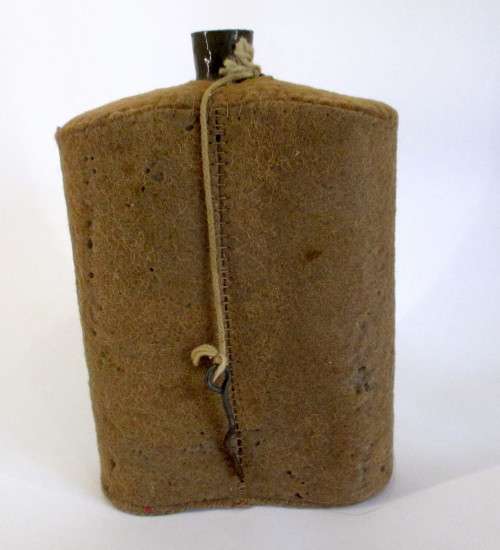 British WWI Water bottle with felt cover
