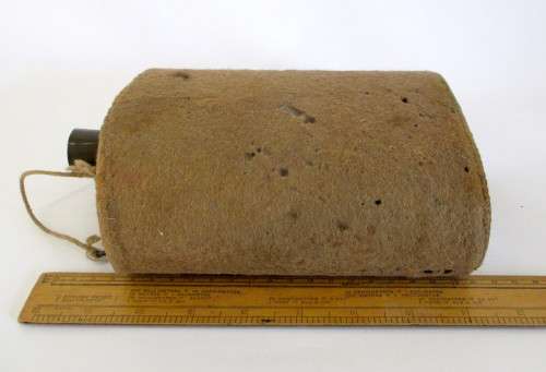 British WWI Water bottle with felt cover