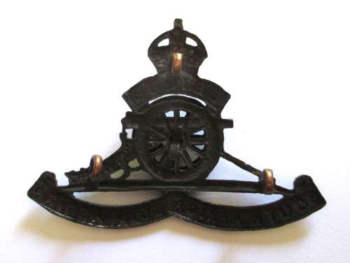 Commonwealth South Africa Artillery Cap Badge, Spinning Wheel