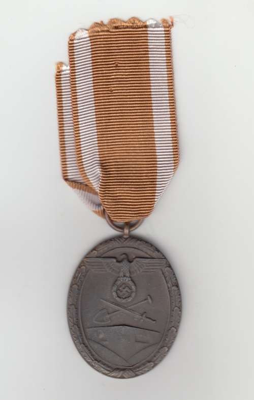 German Defence Wall (West Wall) Medal (Deutsches Schutzwall-Ehrenzeichen), 1939-1941