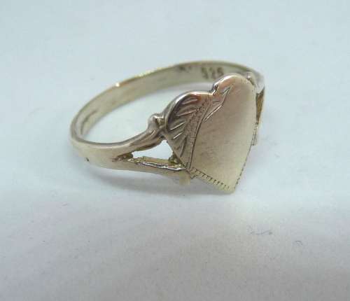 Vintage Initial Silver Heart Signet Ring  Size M, 16.51mm diameter 1.2g