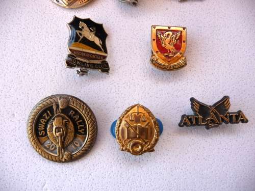 Lot of 8 Badges