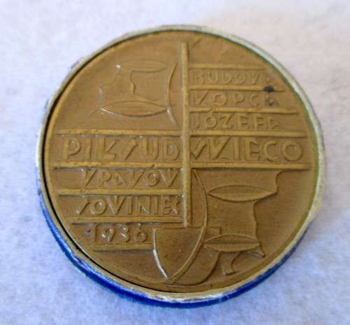 Poland Medal Construction of the Pisudski Mound 1936. Numbered 3334 in original holder.