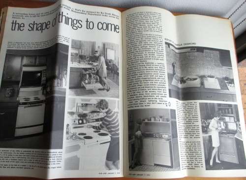 1970 January 7, Fair Lady Magazine in Original Cover. 135 pages of pure bliss. Very good Condition.