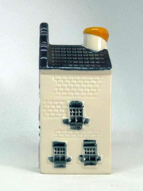 Vintage KLM Blue Delft Dutch Houses.  BOLS Amsterdam Miniature Porcelain House #3