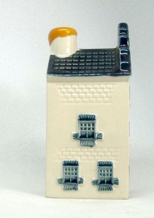 Vintage KLM Blue Delft Dutch Houses.  BOLS Amsterdam Miniature Porcelain House #3