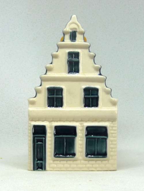 Vintage KLM Blue Delft Dutch Houses.  BOLS Amsterdam Miniature Porcelain House #73