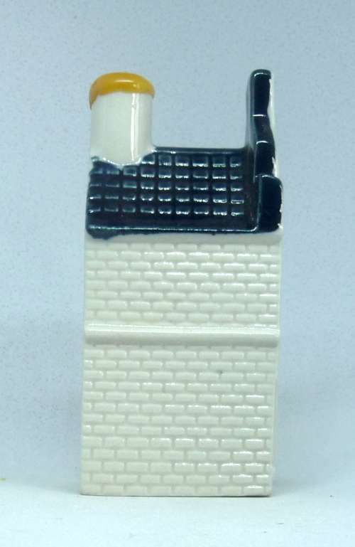Vintage KLM Blue Delft Dutch Houses. BOLS Amsterdam Miniature Porcelain House #24