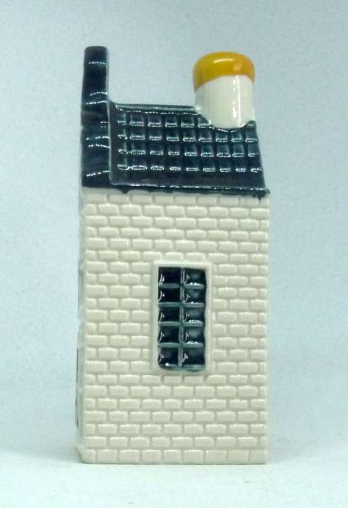 Vintage KLM Blue Delft Dutch Houses. BOLS Amsterdam Miniature Porcelain House #25
