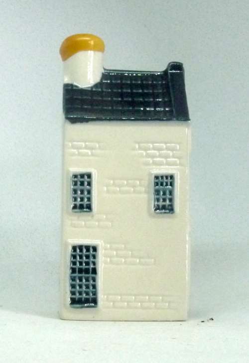 Vintage KLM Blue Delft Dutch Houses. BOLS Amsterdam Miniature Porcelain House #8